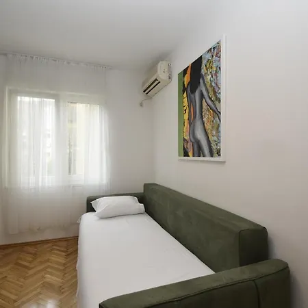 Apartment Art Zone